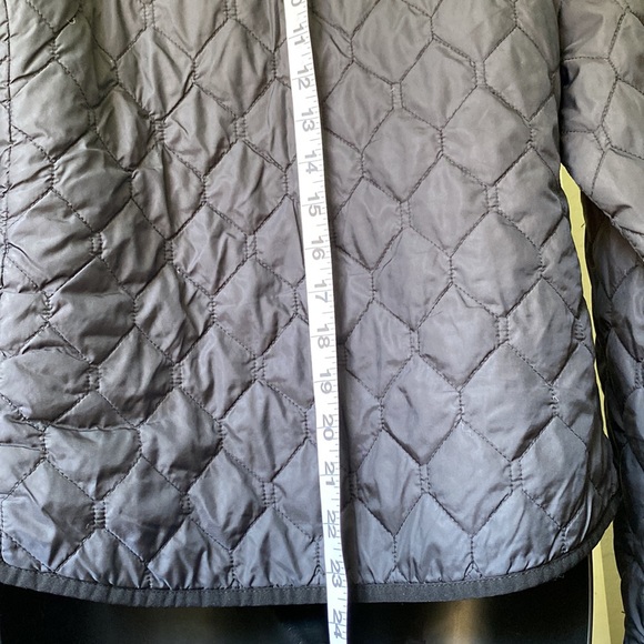 Burton Lightweight Quilted Jacket - Picture 7 of 10